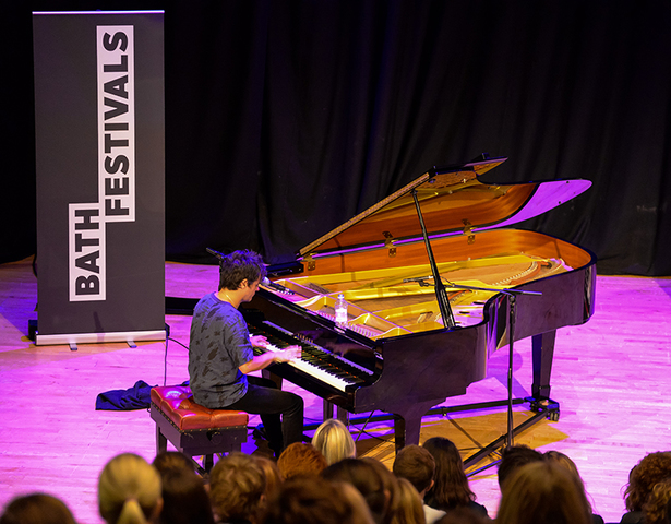 Application of skills: Jamie Cullum Concert