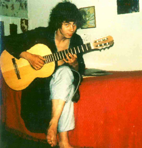 Jimi Hendrix Receives First Guitar