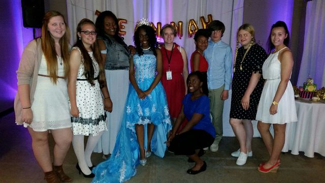 Dilemma- Nelly Ft Kelly Rowland