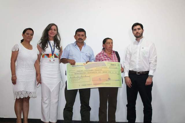 ESSA -CAS firma de convenio asociación BanCO2