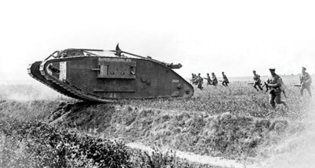 BRITISH USE TANKS FOR THE FIRST TIME AT SOMME
