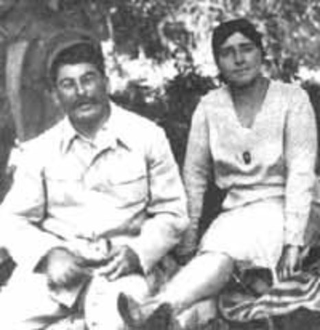 Joseph Stalin Marries Nadezhda Alliluyeva