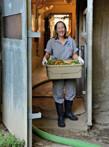 Meet-a-zoo nutritionist