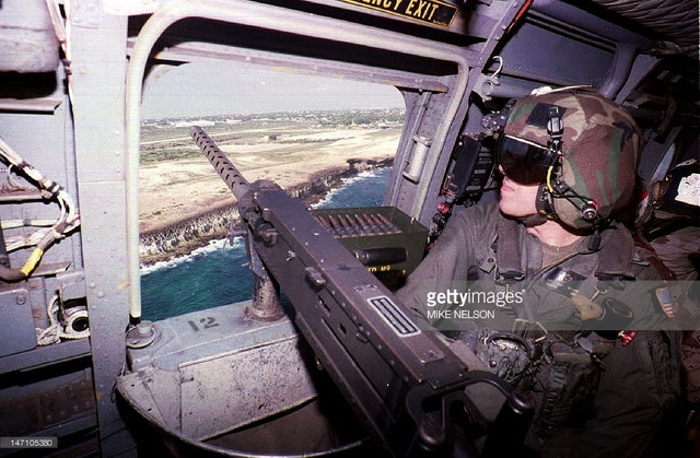 US Marines and Navy Seals arrive at Mogadishu
