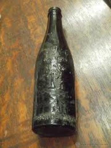 inicio de las botellas de vidrio
