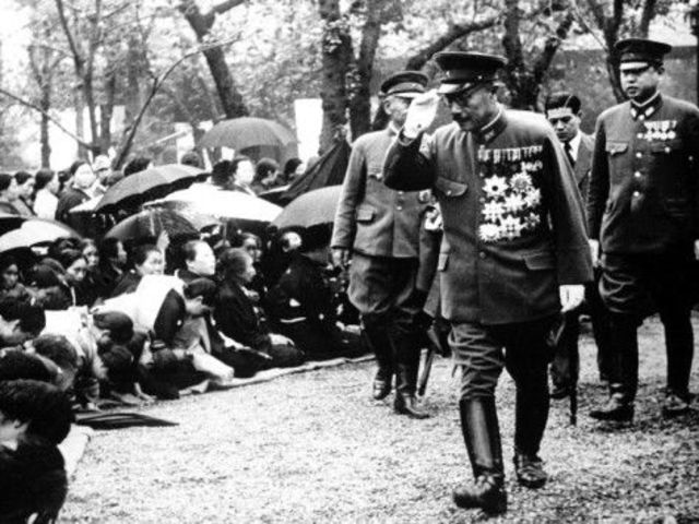 Tojo Appointed to "Minister of War"