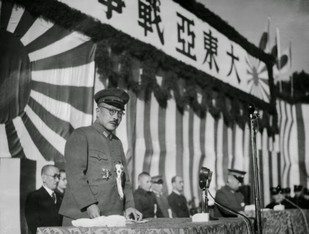 Tojo becomes minister of commerce and industry