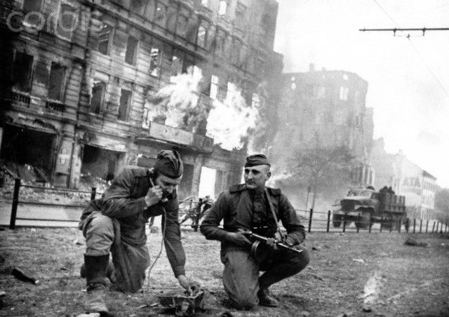 soviets begin attack on berlin