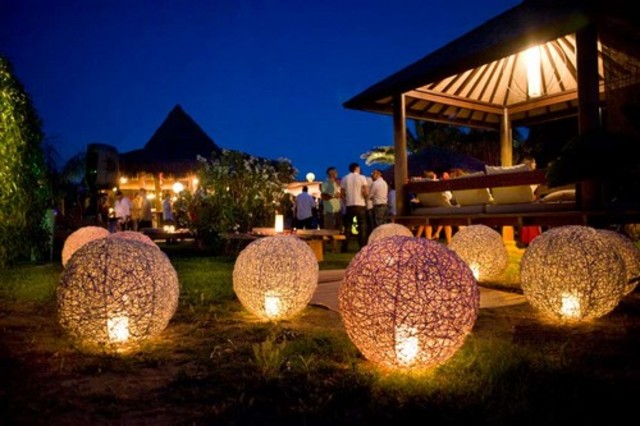 Electronic listening