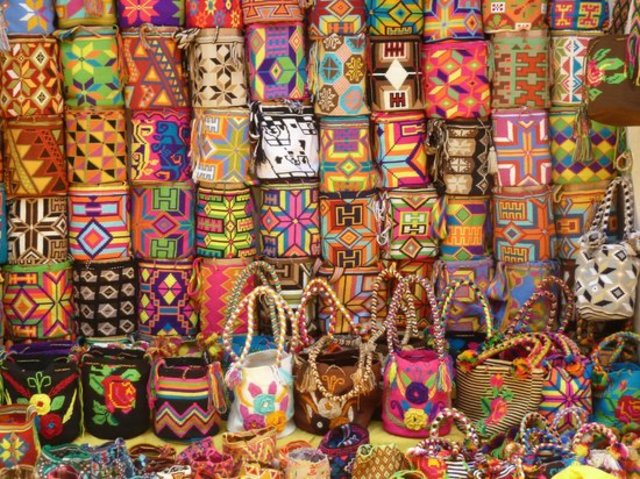 Un tecnico en artesanias churro