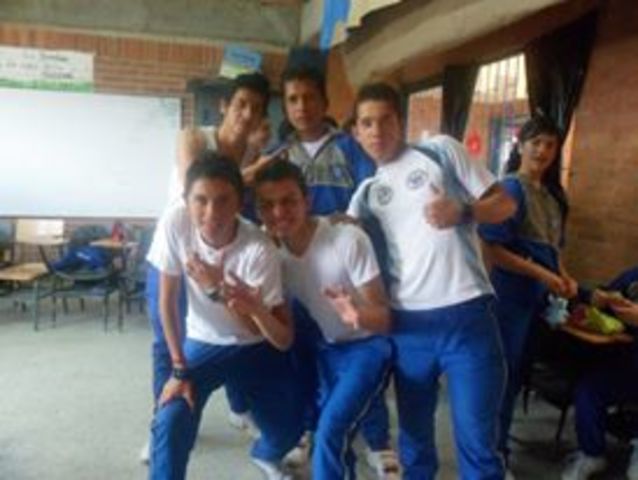 ya el grupo se reduce