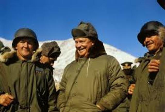 Eisenhower Goes to Korea in Secret
