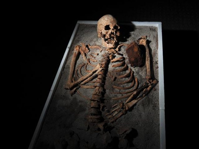 ¿Dónde están los restos de Voltaire?