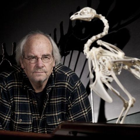 Jack Horner is given highest award by the Society of Vertebrate Paleontology