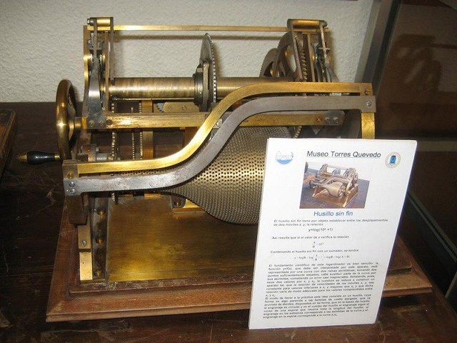 aritmómetro electromecánico