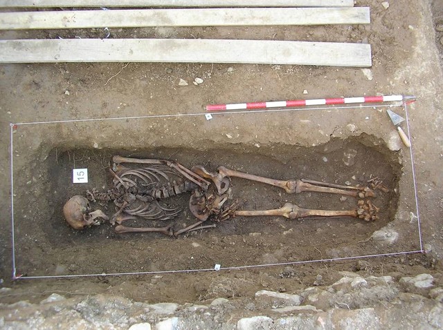 Permisos, exhumaciones y más pruebas de ADN