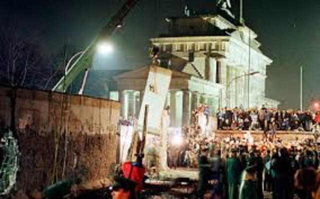 Berlin Wall Falls