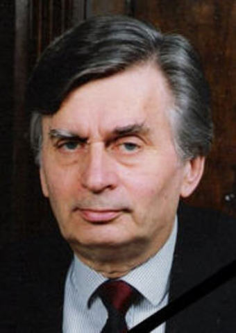 Jozsef Antall elected prime minister of Hungary