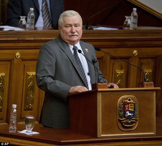 Lech Walesa elected president of Poland
