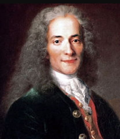 Qué hizo Voltaire?