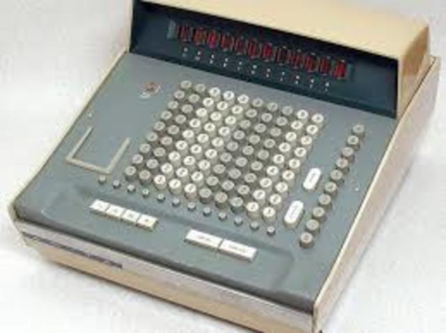 "PRIMERA CALCULADORA AUTOMÁTICA" DE OTTO STEIGER.