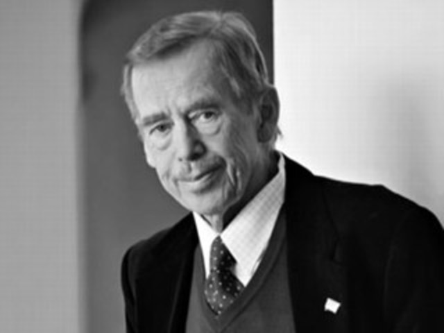 Vaclav Havel elected president of Czechoslovakia