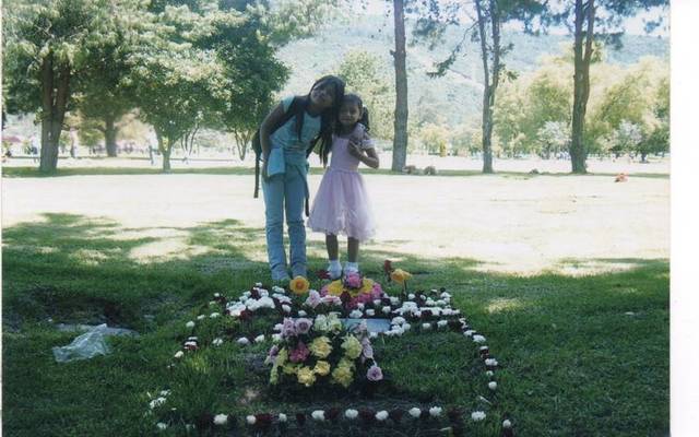 Visitando a mi bisabuelo en el cemeterio