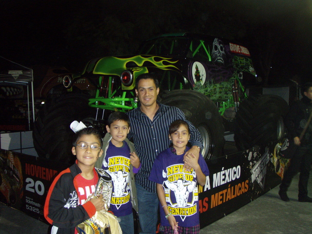 fuimos a ver las luchas de la wwe