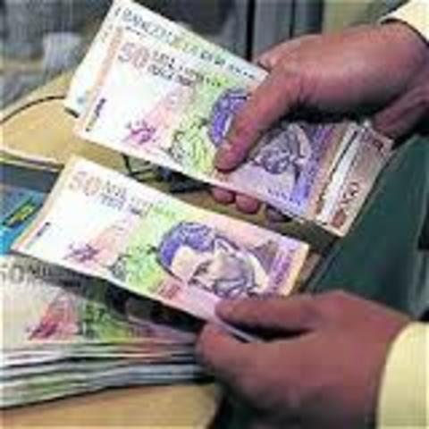 1997 SE OTORGA EL PRIMER PREMIO A LA MEJOR TESIS