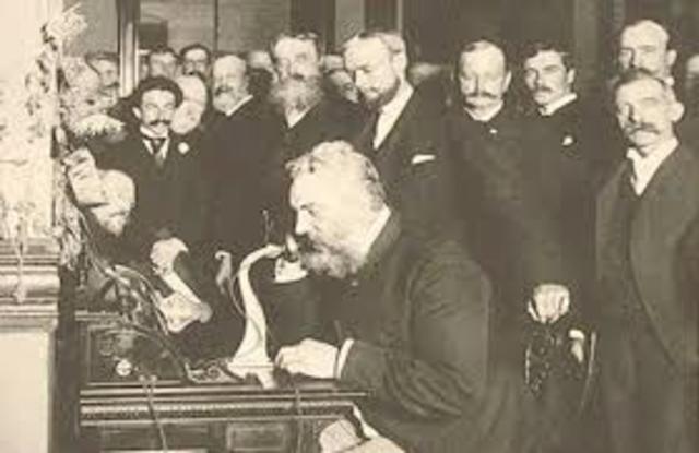 "The Transcontinental telephone call is made by Alexander Graham Bell." (Richer)