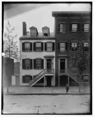 Arrival at the Boardinghouse