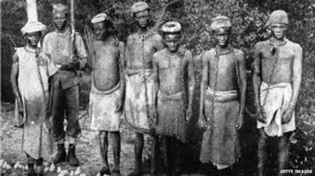 Elijah is heartbroken by the sight of some slaves. (FICTION)