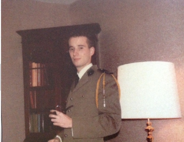 Being a Liteunant in the Military