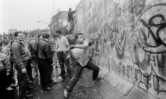 Fall of berlin Wall