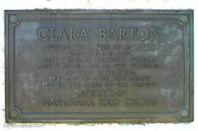 Clara Barton dies