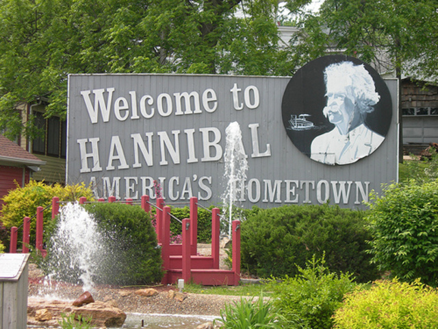 Mark twain travel to Hannibal.