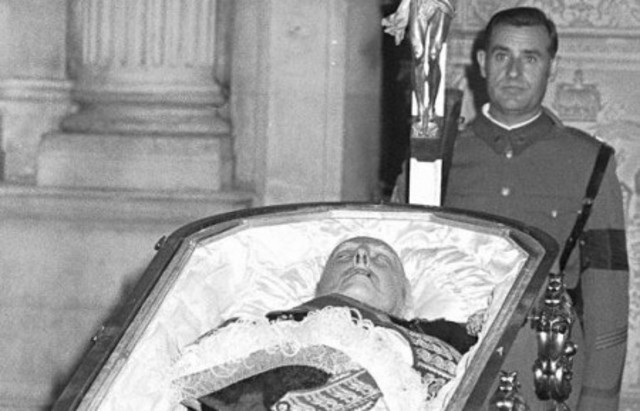 MUERTE DE FRANCO.
