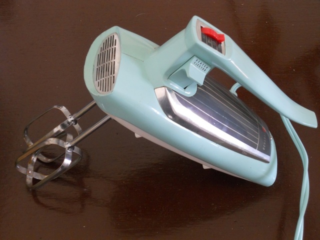 Electric Handheld Mixer