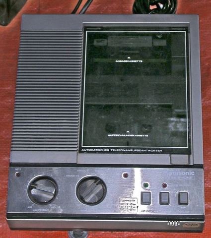 Answering Machine