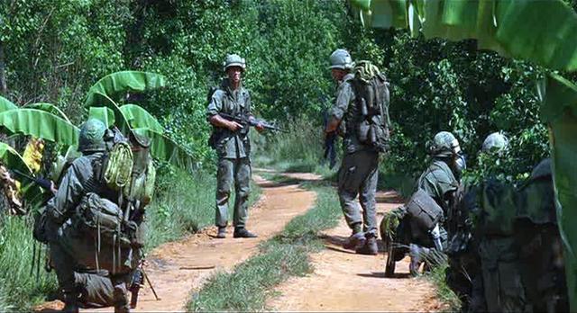 Last American troops withdraw from Vietnam