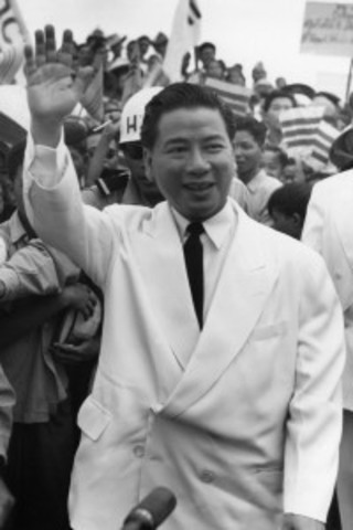 Diem ordered a crackdown against his opponents