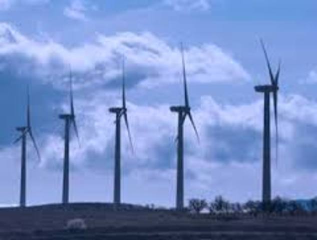 Los Aerogeneradores Año 1850. Aunque desde Egipto se llevó rápidamente la idea de los molinos de viento hacia Europa, no es hasta el siglo VII después de Cristo cuando aparecen los primeros molinos, la tecnología.