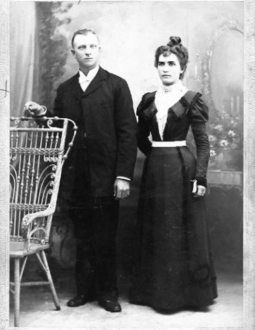 Betsy Ross and John Claypoole in an Uphostery Business