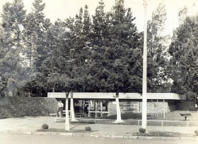 ESCRITÓRIO DE INFORMAÇÕES TURÍSTICAS