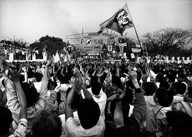 ''Power power''revolution in the Philippines.