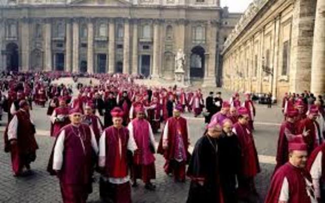 1962 – Vatican II Council Begins