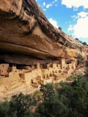 Mesa Verde National Park is established