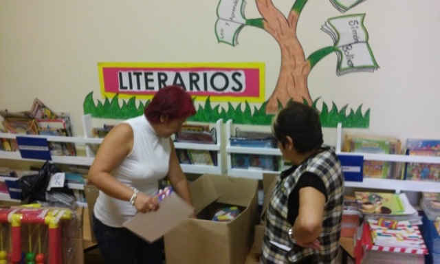 ENTREGA MATERIAL PEC A EDUCADORAS