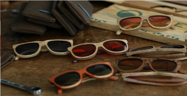 Gafas de madera