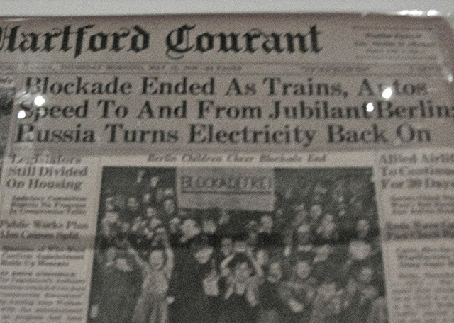 Berlin blockade ends